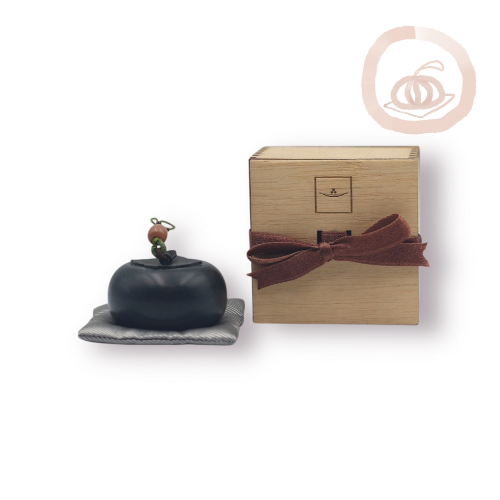 Persimmon Paperweight 柿子紙鎮 - Jing Si Books & Cafe